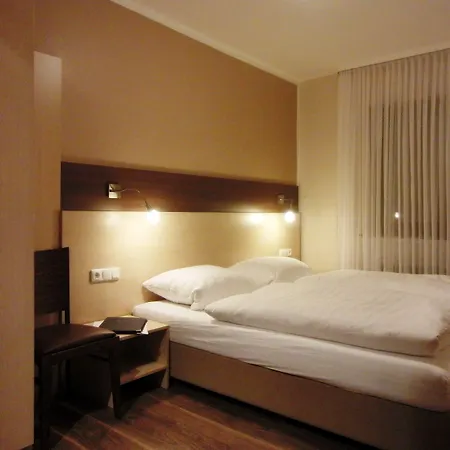 Eifelstube Pensionat Rodder