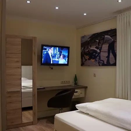 Pensionat Eifelstube 3*