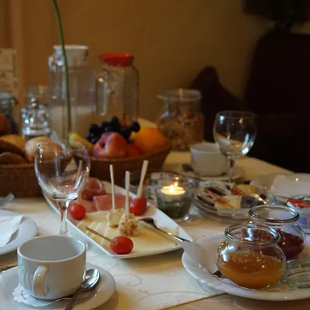 Eifelstube Pensionat Rodder